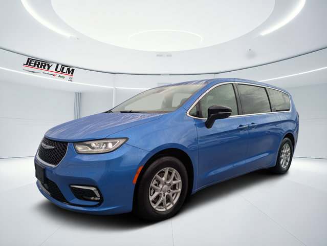 Certified 2026 Chrysler Pacifica Select FWD image 7