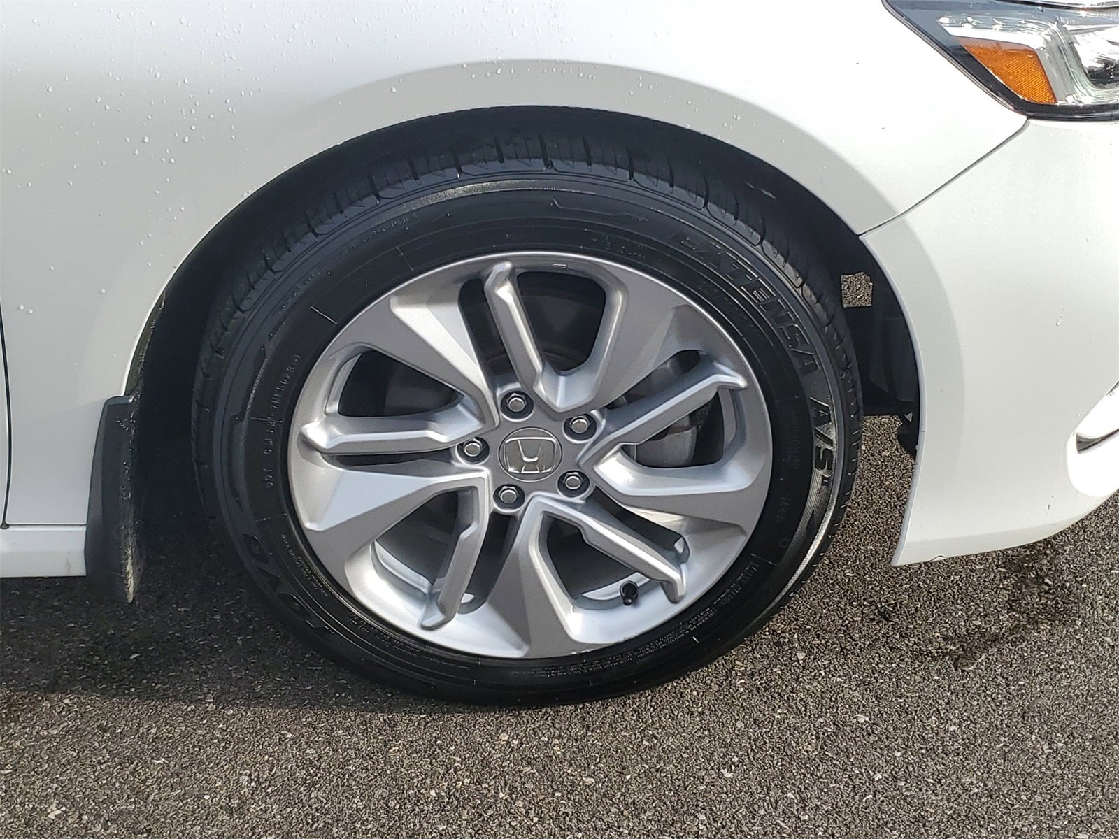 Used 2018 Honda Accord LX image 6