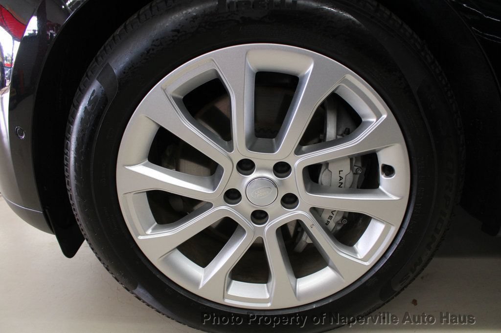 Used 2025 Land Rover Range Rover Sport SE AWD/4WD image 52