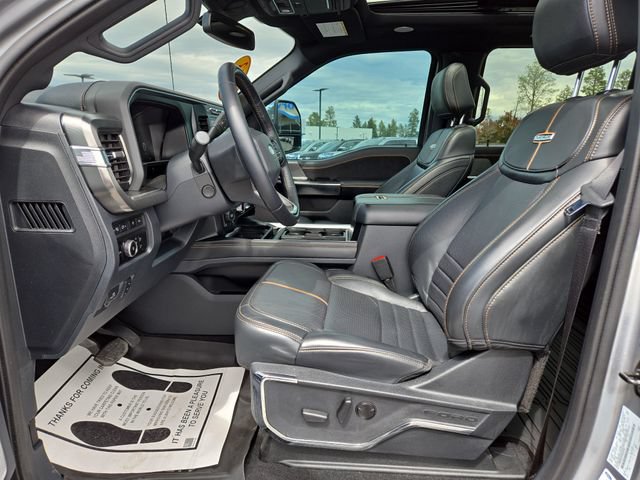 Used 2023 Ford F350 Platinum AWD/4WD image 2