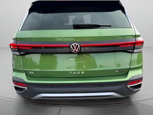 New 2026 Volkswagen Taos SE AWD/4WD image 4