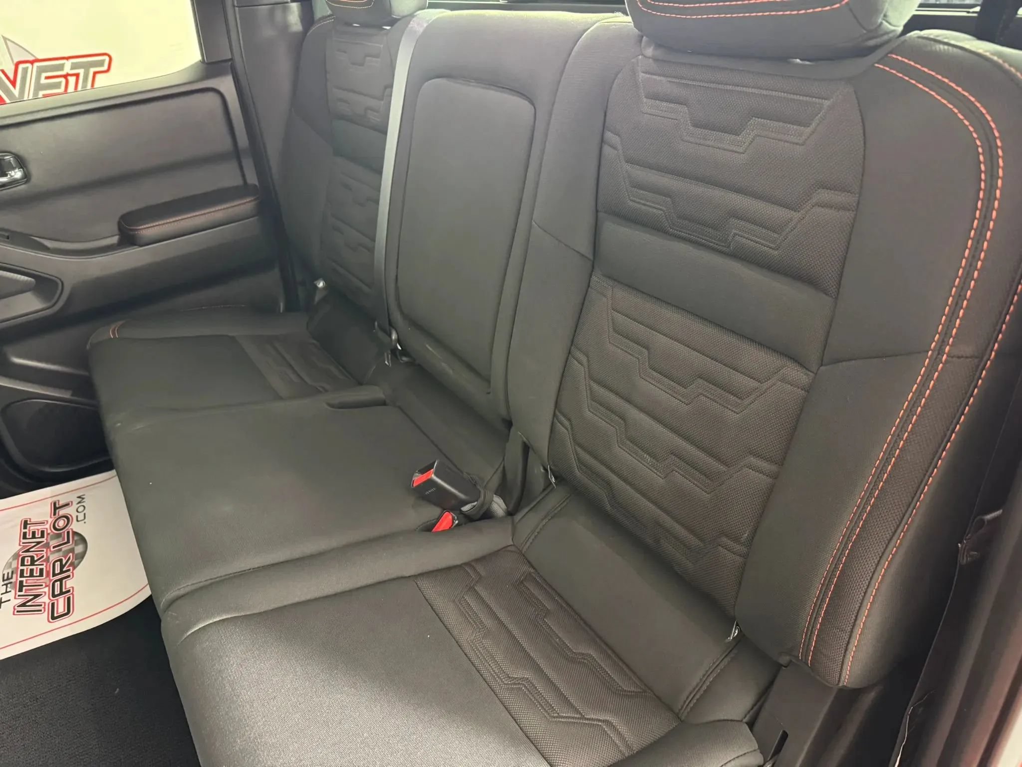 Used 2025 Nissan Frontier PRO-4X w/ Pro Convenience Package AWD/4WD image 37