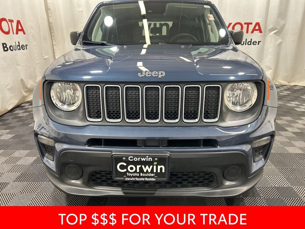Used 2023 Jeep Renegade Latitude video 2