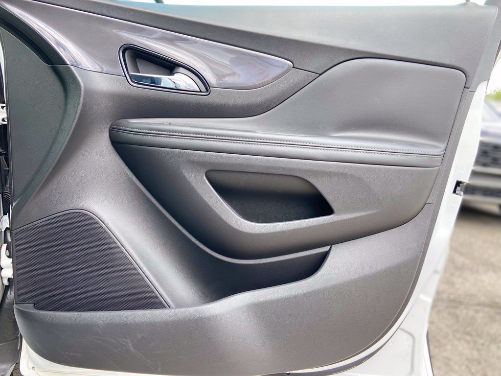 Used 2020 Buick Encore Preferred w/ Safety Package FWD image 13