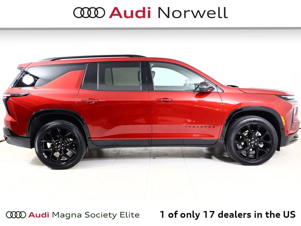 Used 2024 Chevrolet Traverse RS image 18