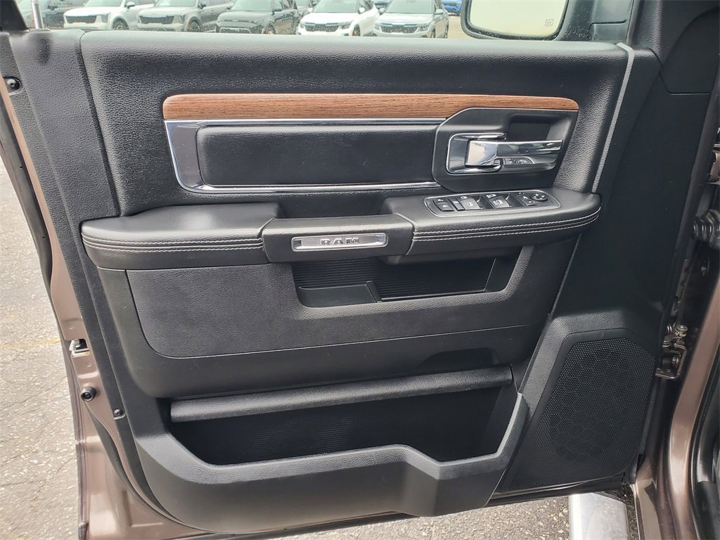 Used 2018 RAM 1500 Laramie w/ Convenience Group image 7