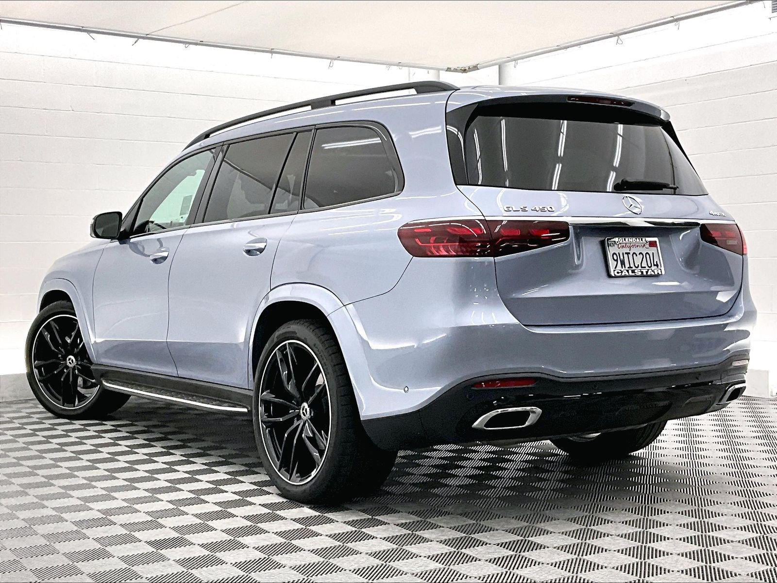 Used 2026 Mercedes-Benz GLS 450 4MATIC image 10