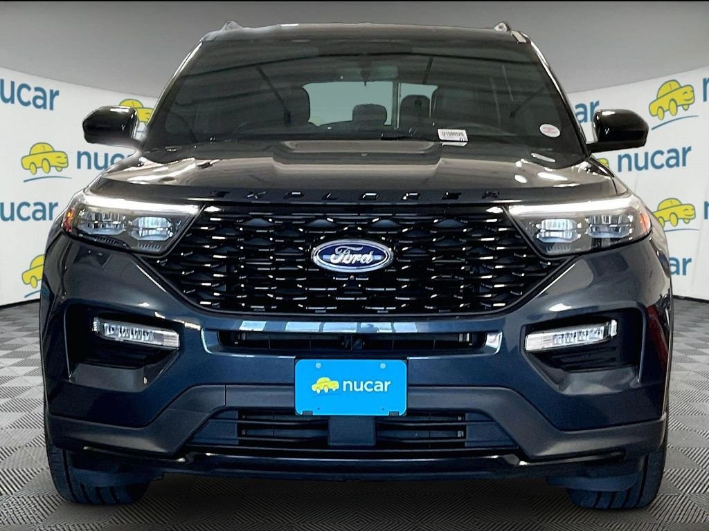 Used 2023 Ford Explorer ST-Line AWD/4WD image 2