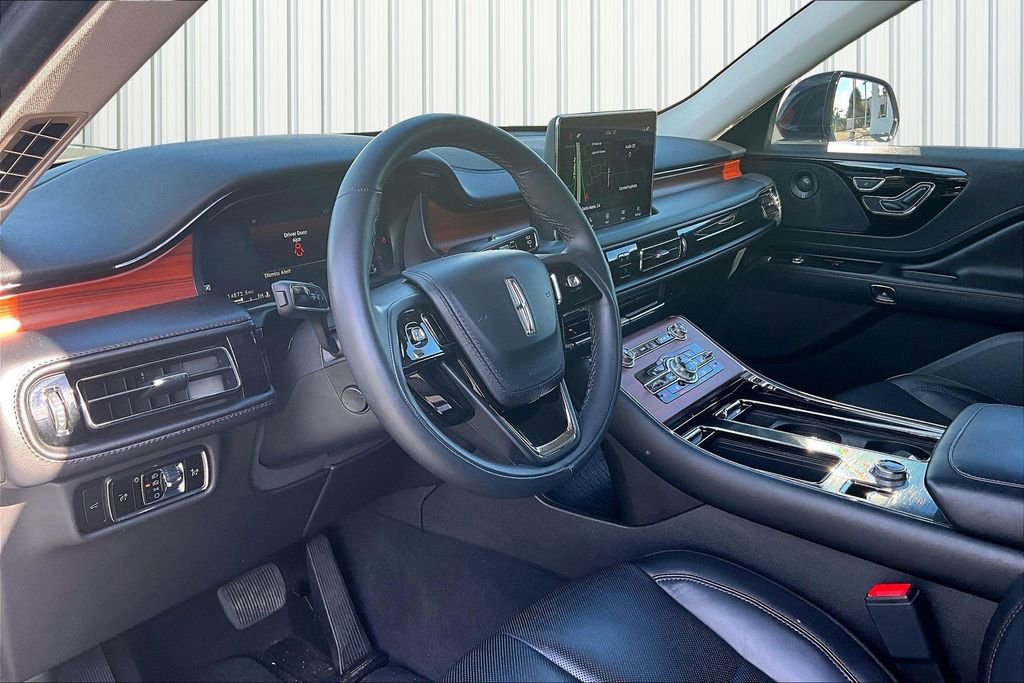 Used 2024 Lincoln Aviator Reserve image 4