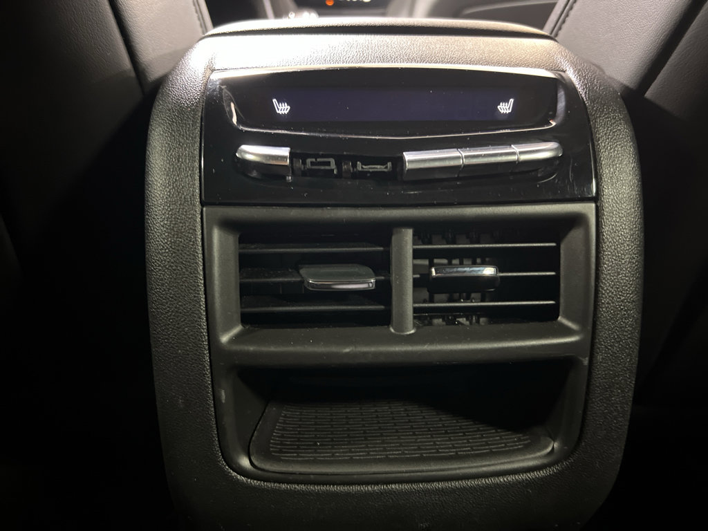 Used 2023 Cadillac XT5 Premium Luxury image 38