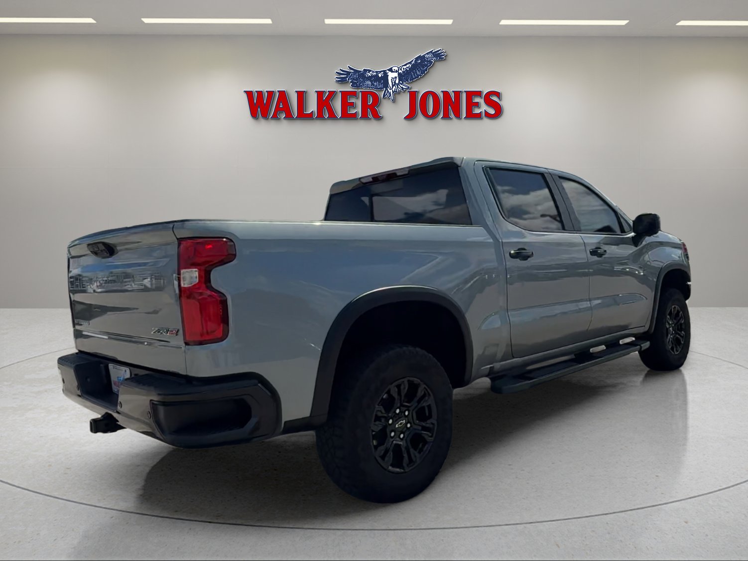 Used 2023 Chevrolet Silverado 1500 ZR2 w/ Technology Package image 6