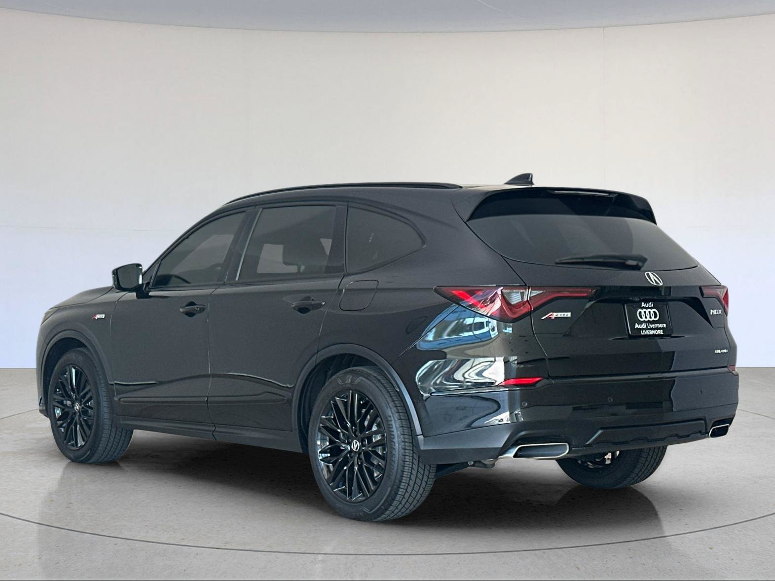 Used 2026 Acura MDX A-Spec w/ Advance Package AWD/4WD image 4