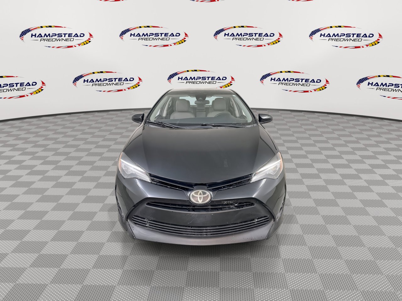 Used 2017 Toyota Corolla XLE image 3