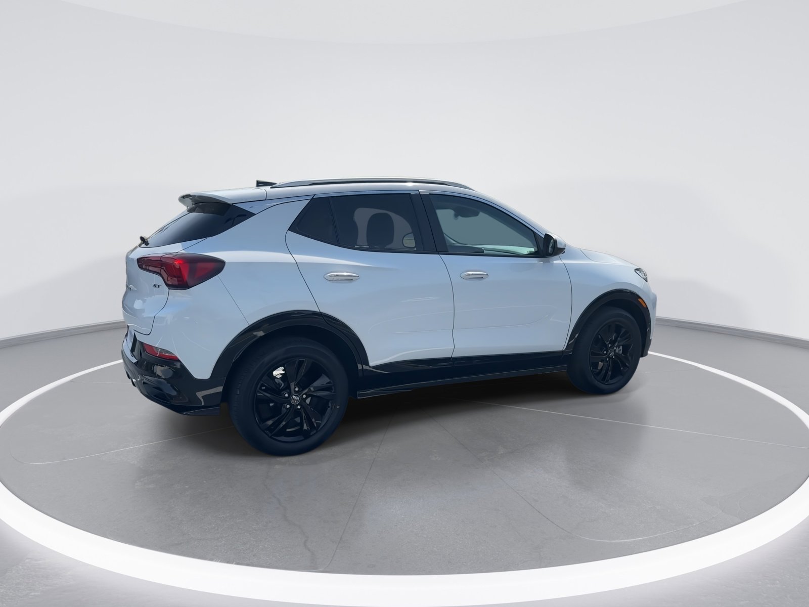 Used 2024 Buick Encore GX Sport Touring w/ Comfort Package FWD image 9