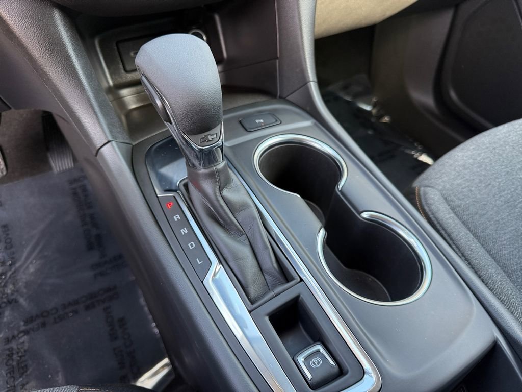 Used 2024 Chevrolet Equinox LT FWD image 17