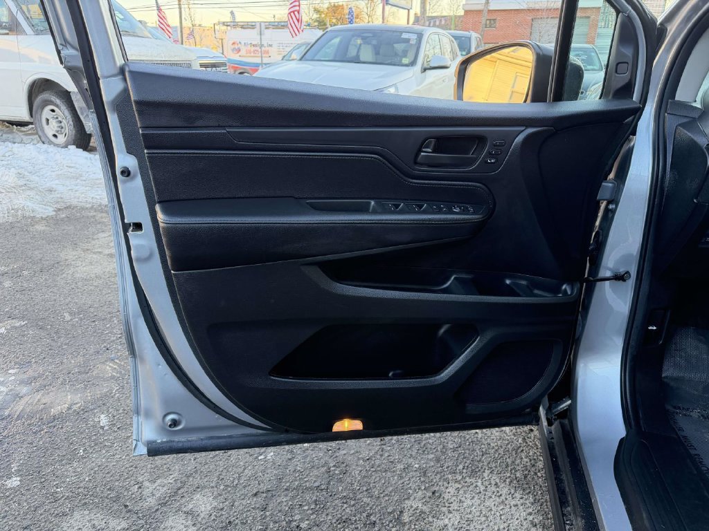 Used 2025 Honda Odyssey EX-L image 33