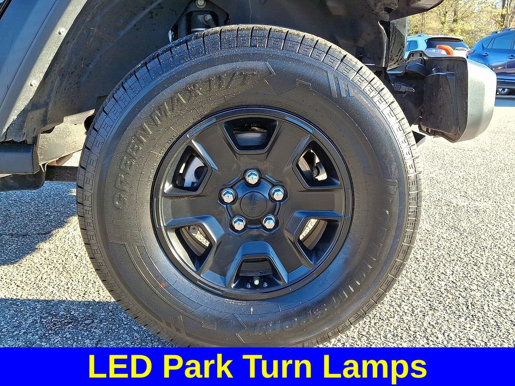 Used 2022 Jeep Gladiator Mojave w/ LED Lighting Group image 9