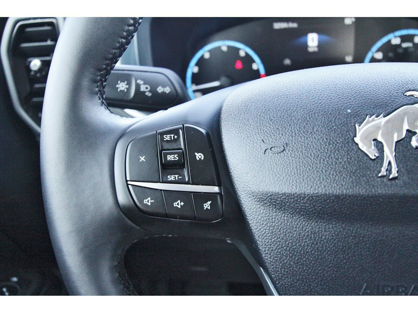 Used 2024 Ford Bronco Sport Heritage w/ Heritage Convenience Package image 24