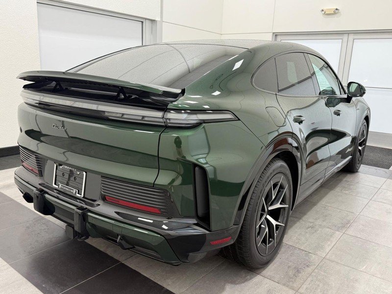 New 2026 Porsche Cayenne Turbo AWD/4WD image 5