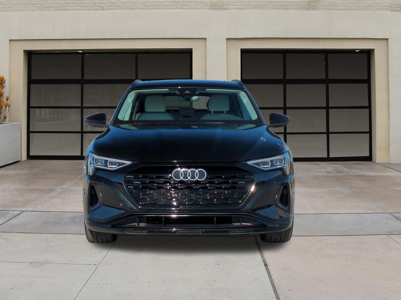 Used 2024 Audi Q8 e-tron Premium Plus w/ Premium Plus Package AWD/4WD image 6
