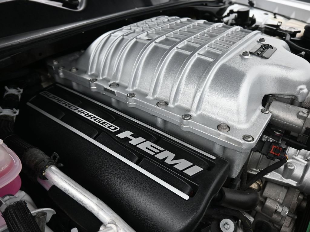 Used 2019 Dodge Challenger SRT Hellcat Redeye image 49