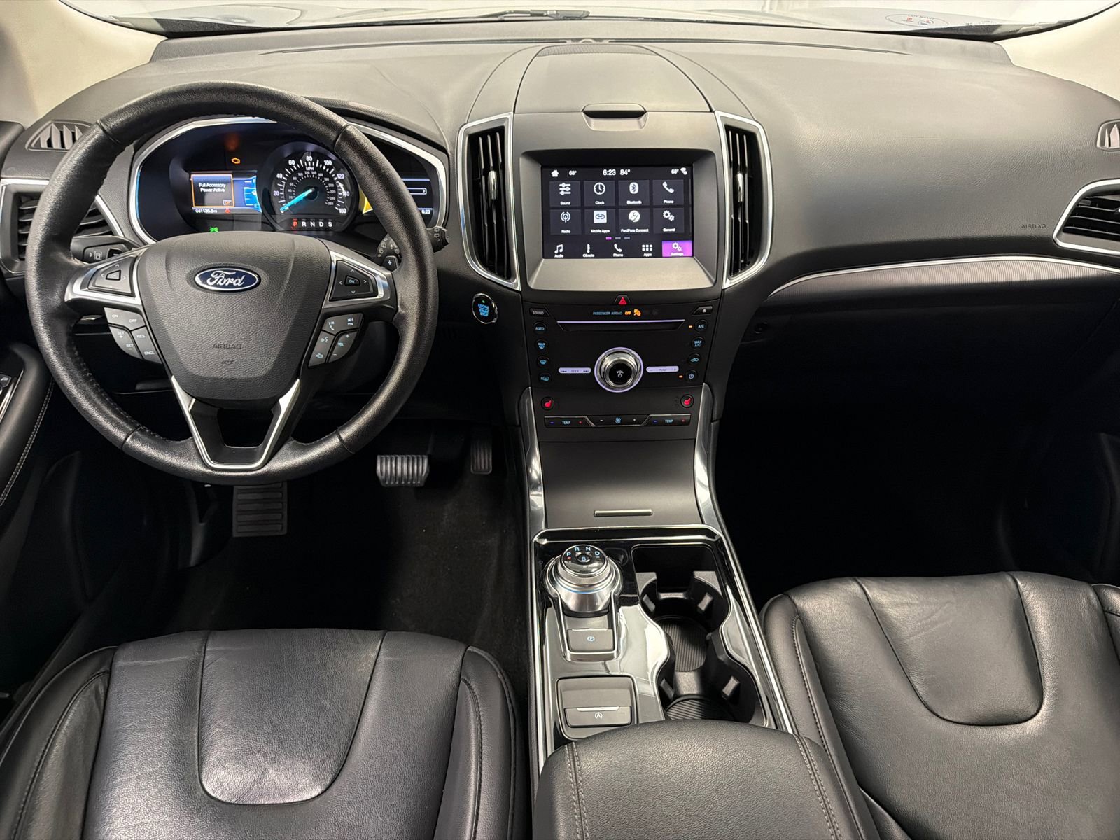 Used 2019 Ford Edge Titanium AWD/4WD image 17
