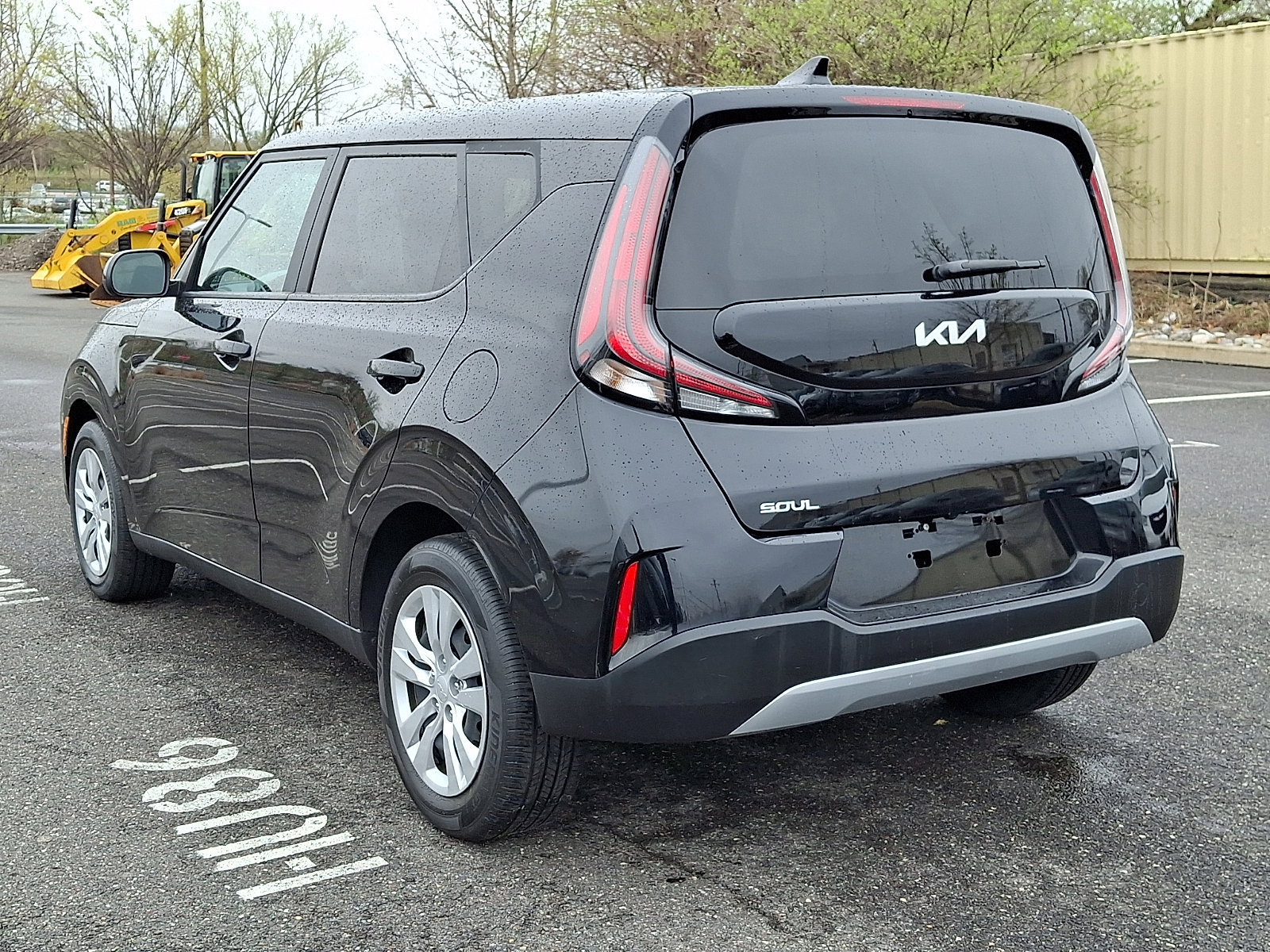 Used 2023 Kia Soul LX FWD image 4