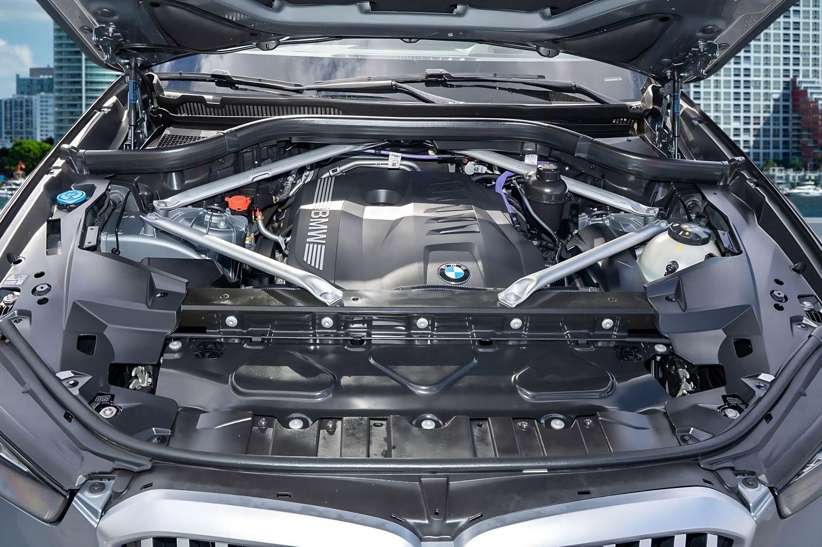 Used 2025 BMW X5 xDrive40i image 37