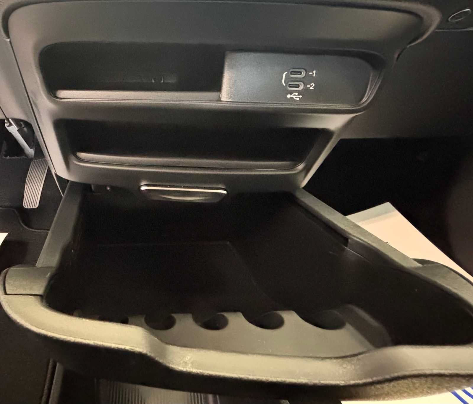 New 2027 Chrysler Pacifica Select FWD image 25