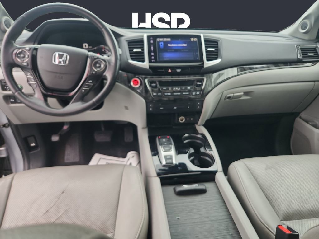 Used 2017 Honda Pilot Elite image 10