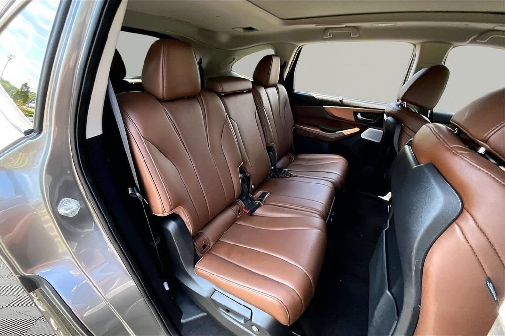 Used 2025 Acura MDX w/ Technology Package FWD image 19