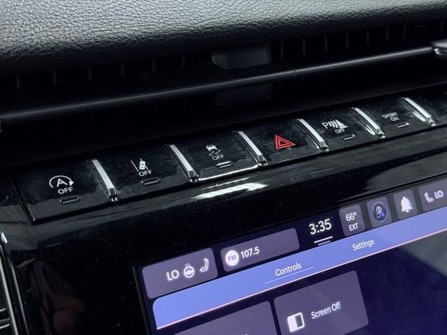 Certified 2025 Jeep Grand Cherokee Altitude AWD/4WD image 31