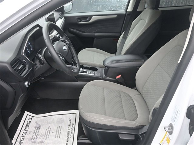 Used 2022 Ford Escape SE w/ Cold Weather Package image 6