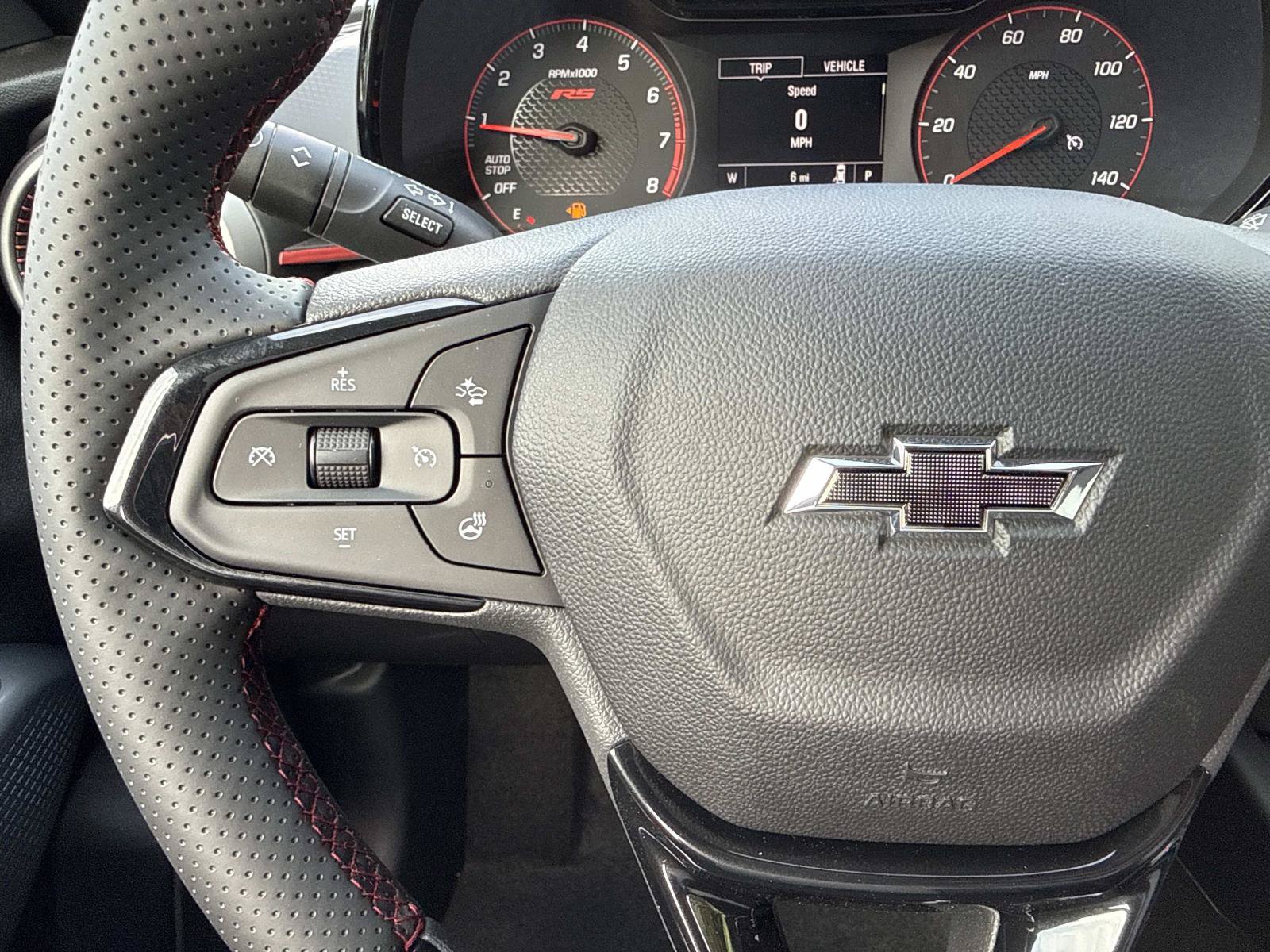 New 2026 Chevrolet Trax RS w/ Sunroof Package FWD image 15