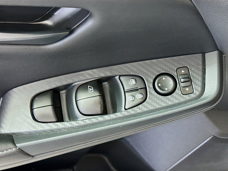 Used 2025 Nissan Sentra S FWD image 18