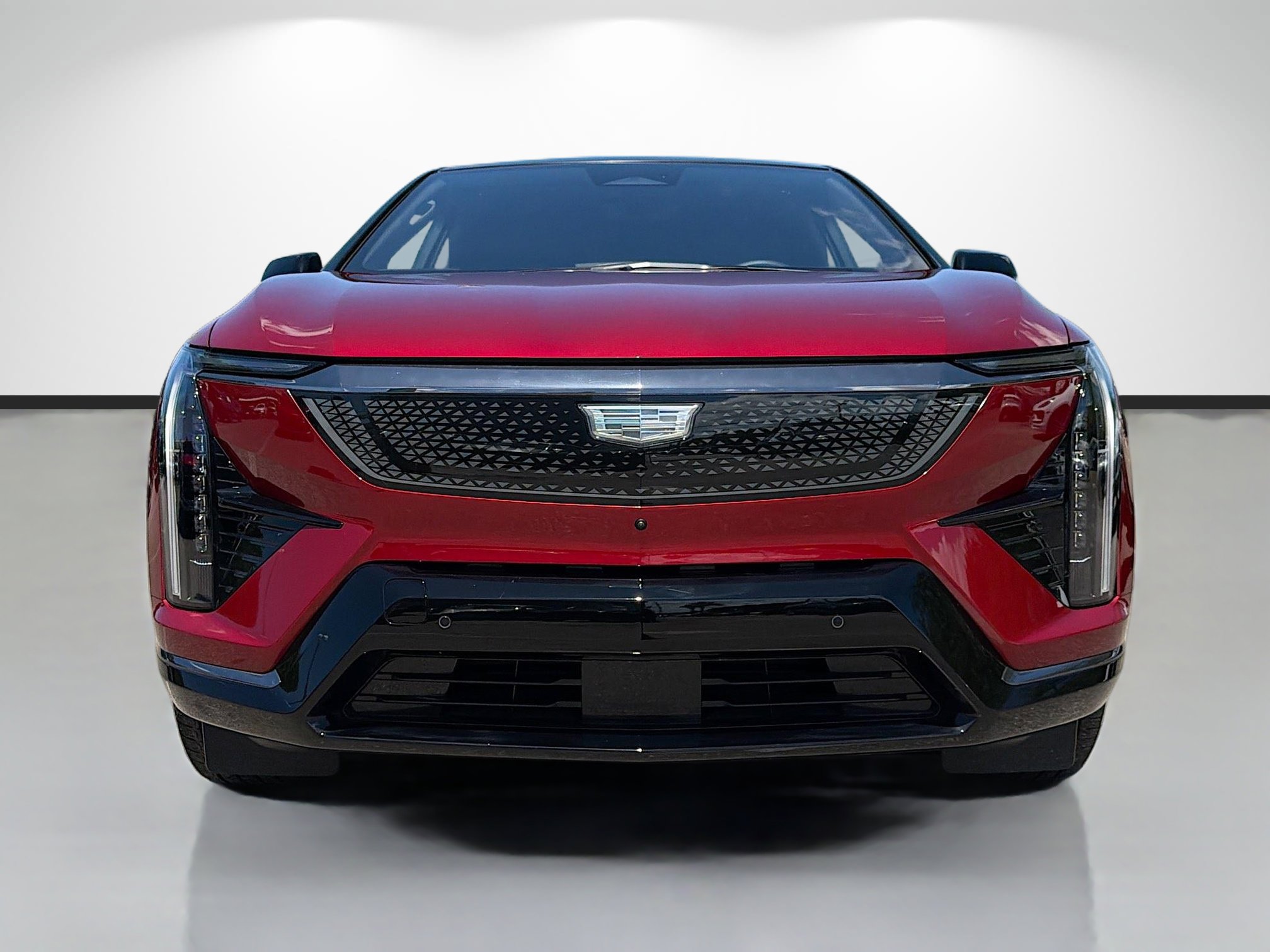 Used 2025 Cadillac Optiq Sport 1 image 8