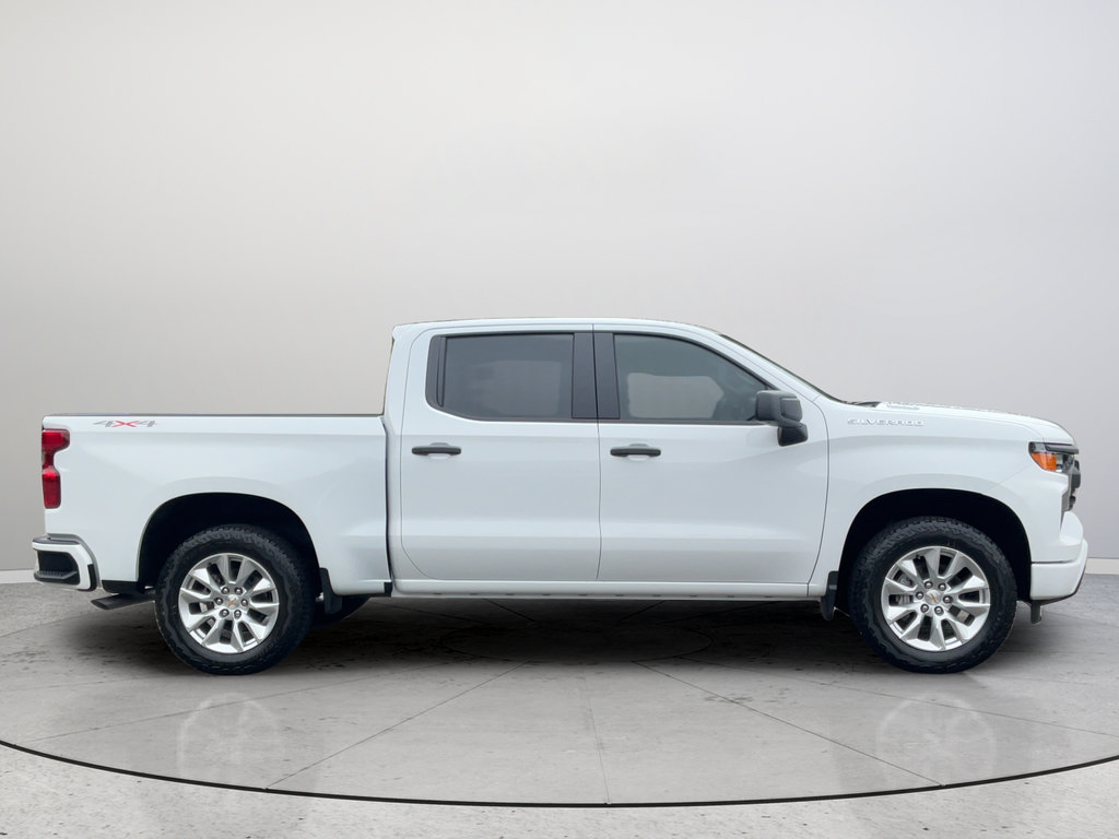 New 2026 Chevrolet Silverado 1500 Custom AWD/4WD image 4