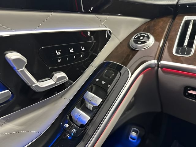 Used 2022 Mercedes-Benz S 500 4MATIC image 16