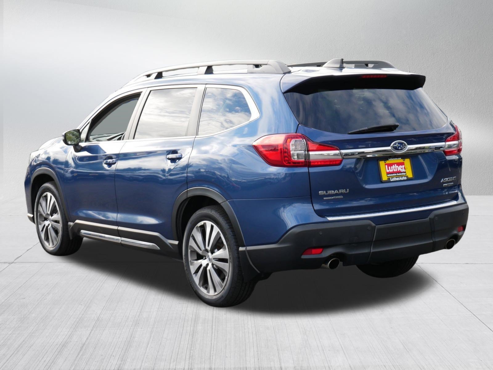 Used 2020 Subaru Ascent Limited w/ Technology Package AWD/4WD image 5