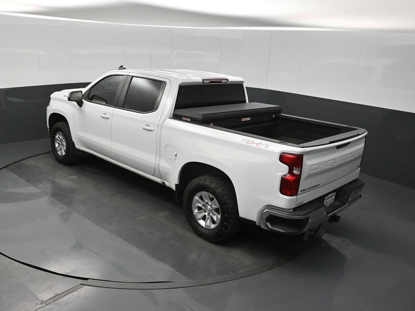 Used 2020 Chevrolet Silverado 1500 LT w/ Convenience Package image 13