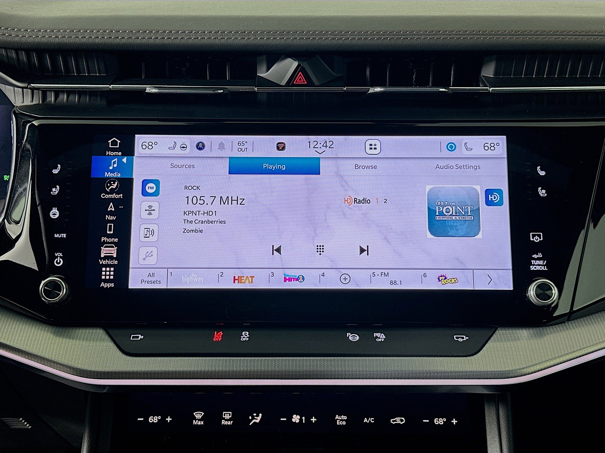 Used 2025 Jeep Wagoneer S Launch Edition image 21