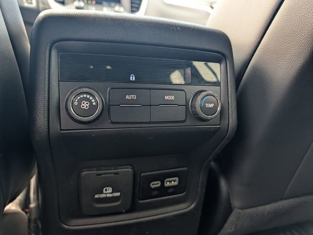 Used 2023 GMC Acadia SLT image 14