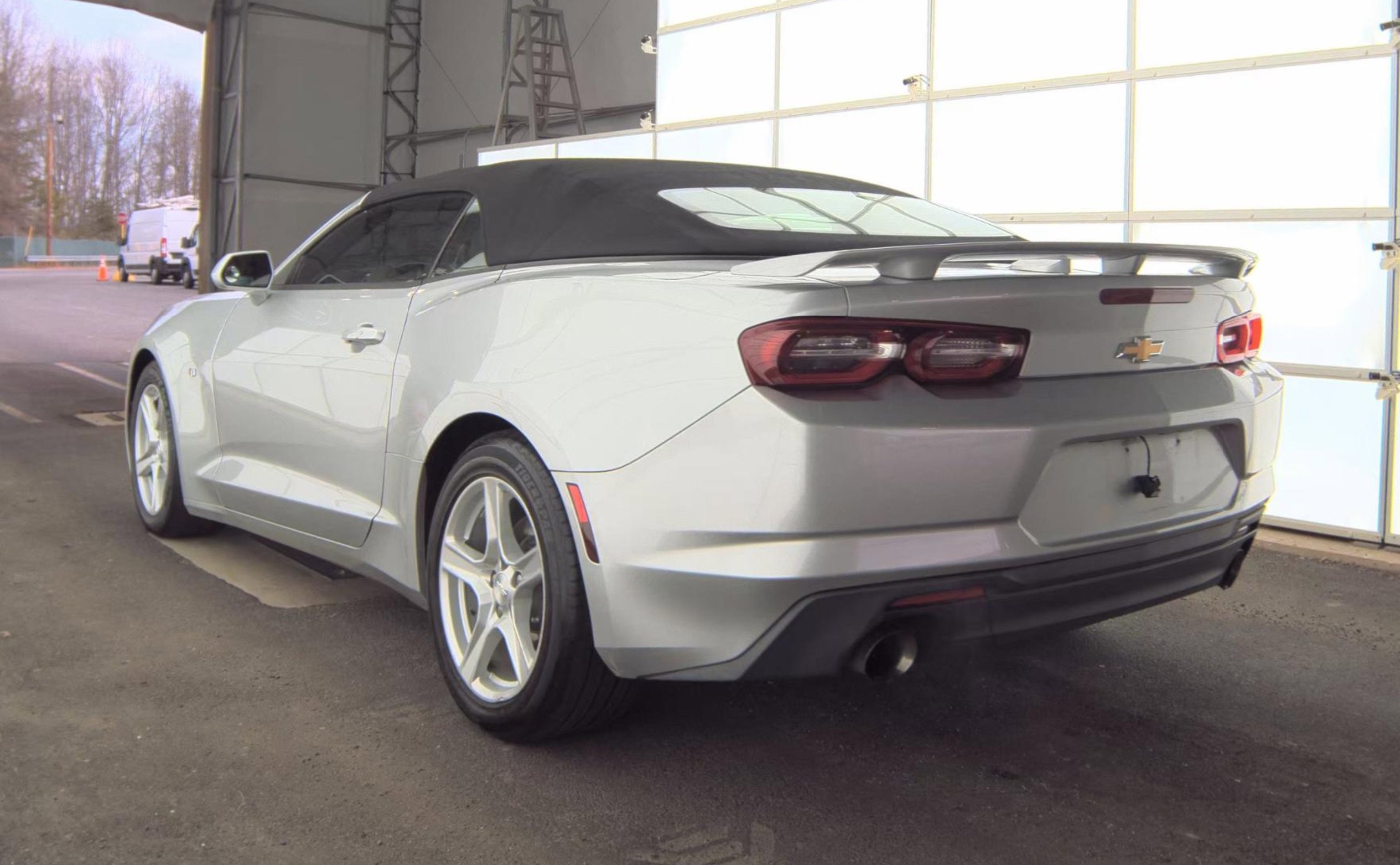 Used 2019 Chevrolet Camaro LT image 5