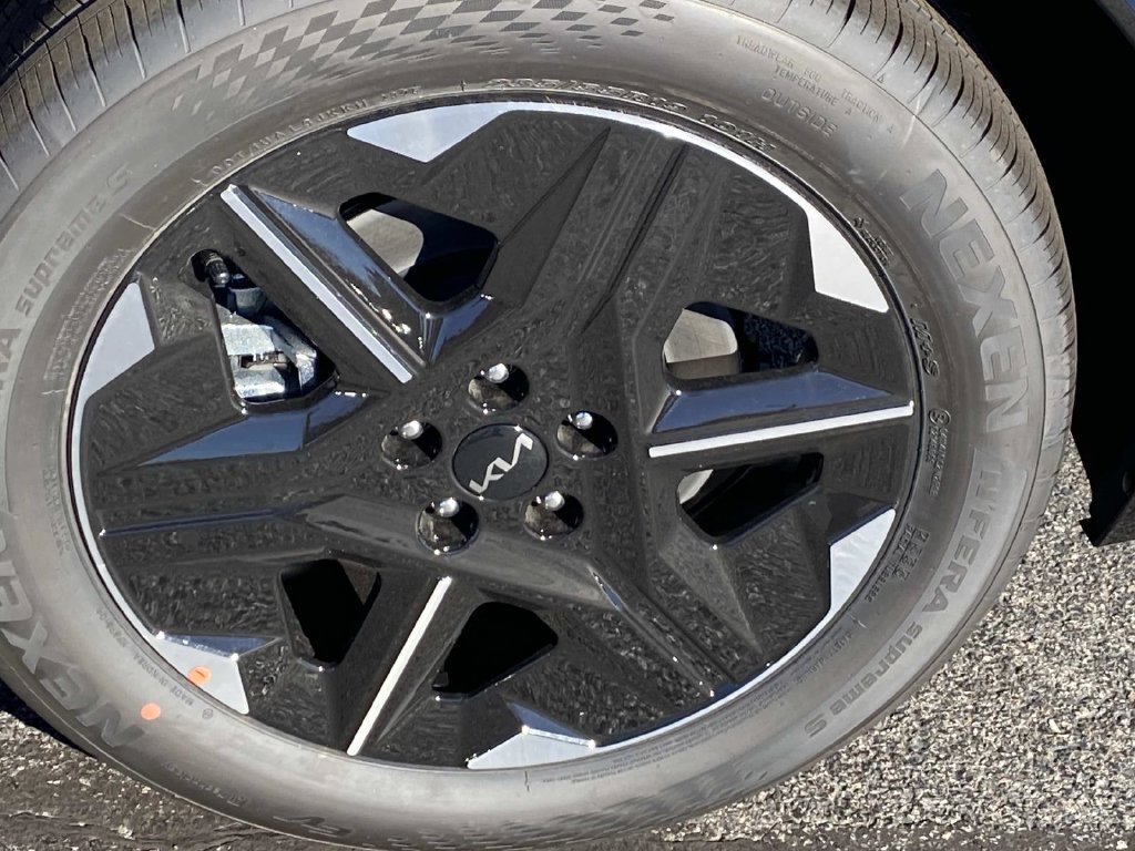 New 2026 Kia EV6 Wind AWD/4WD image 6