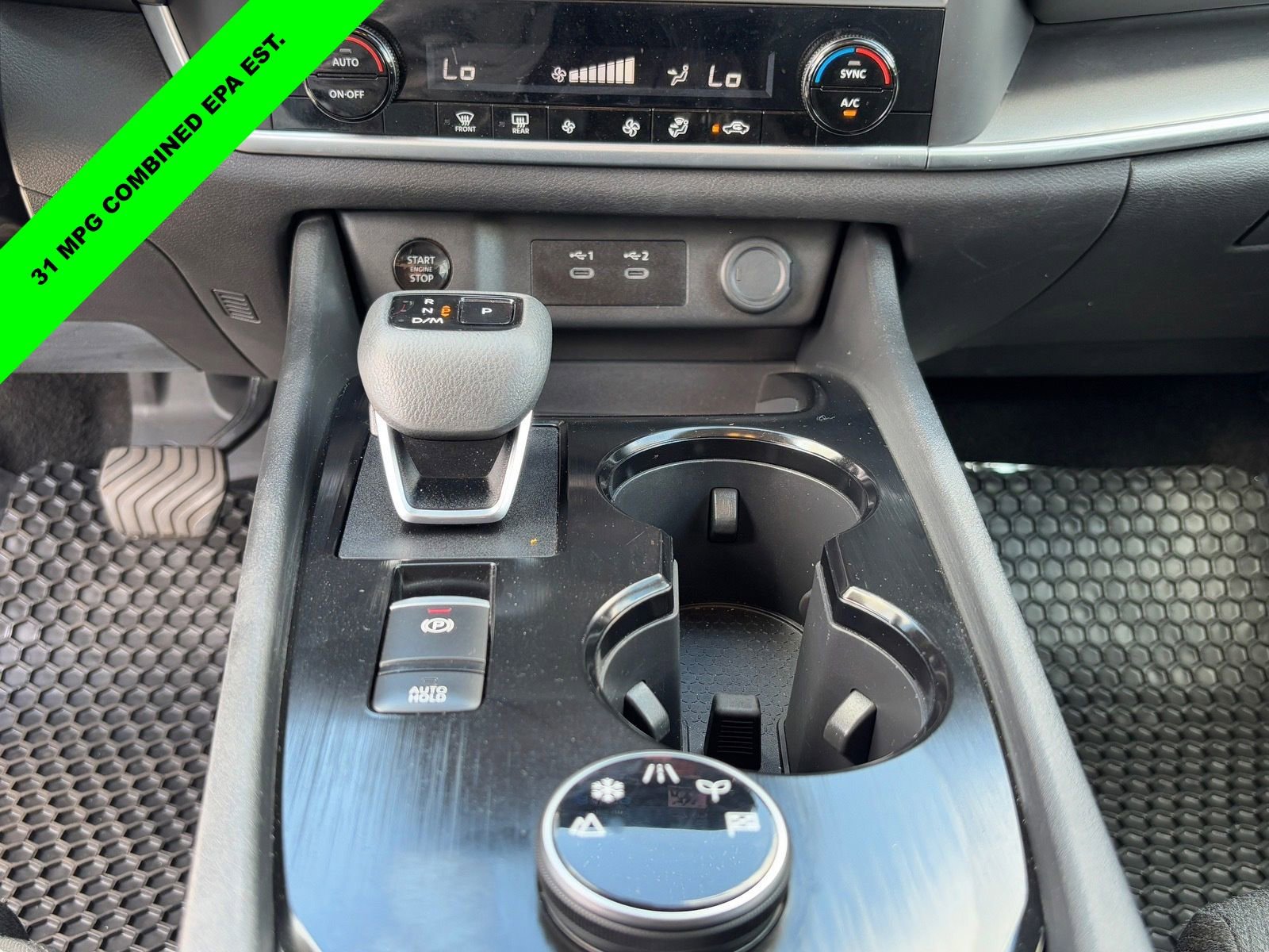 Certified 2025 Nissan Rogue SV image 27