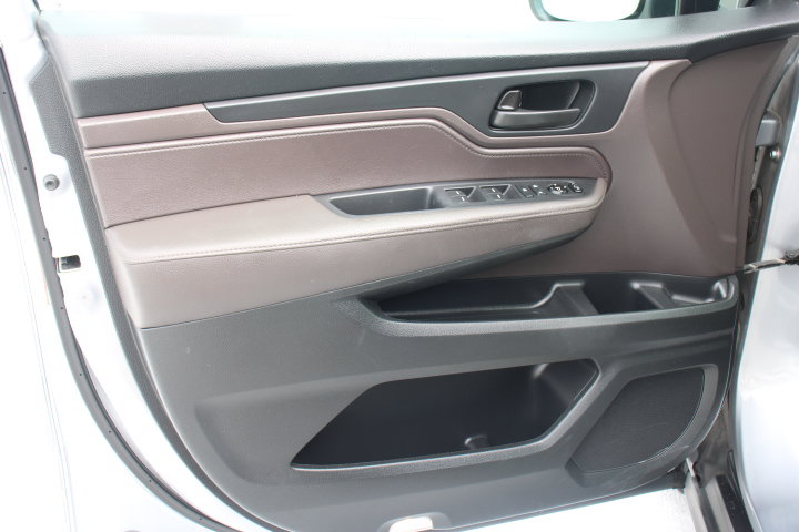 Used 2019 Honda Odyssey EX image 10
