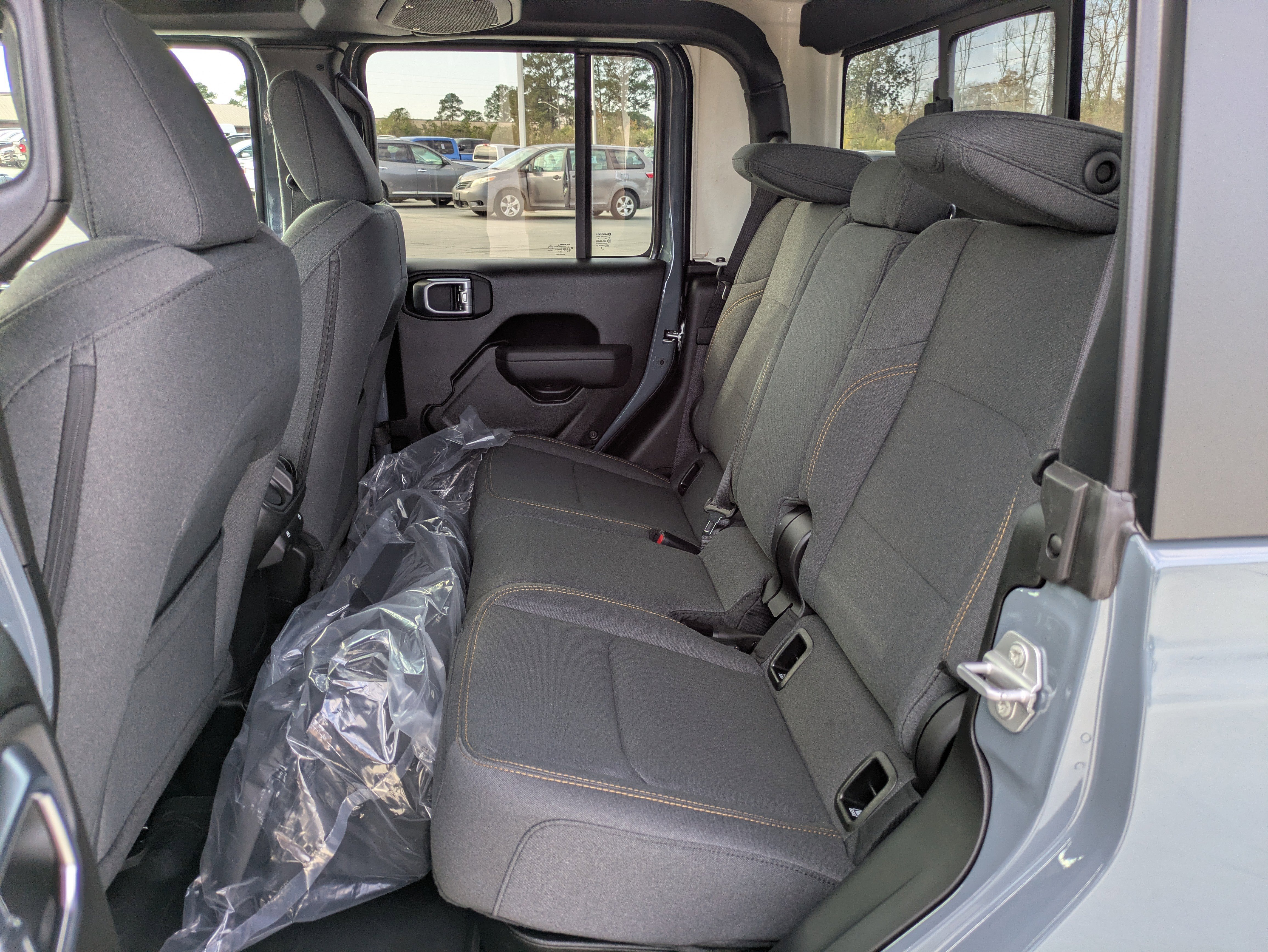 New 2026 Jeep Gladiator Sport AWD/4WD image 13