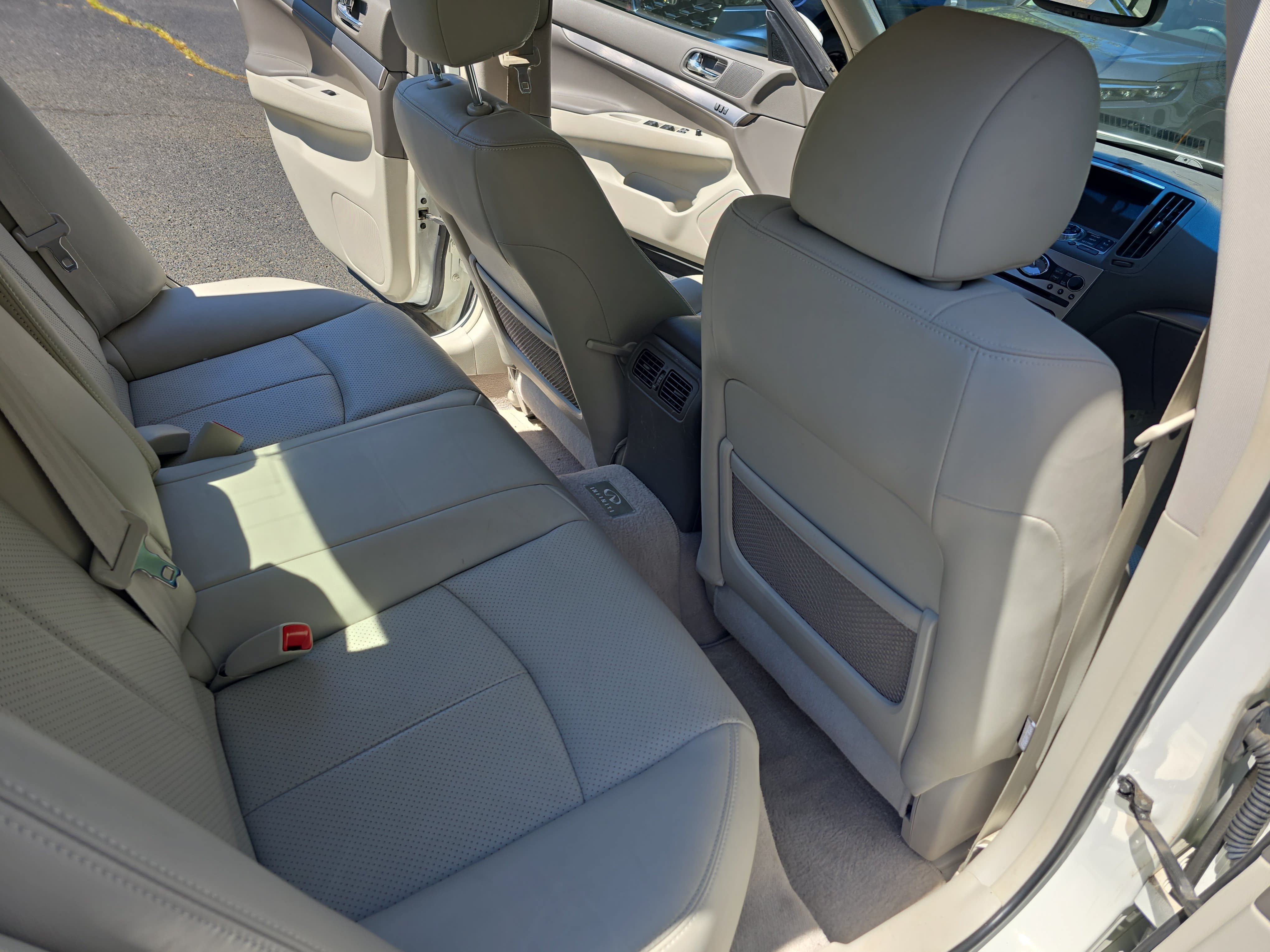 Used 2012 INFINITI G37 Journey w/ Premium Pkg RWD image 11
