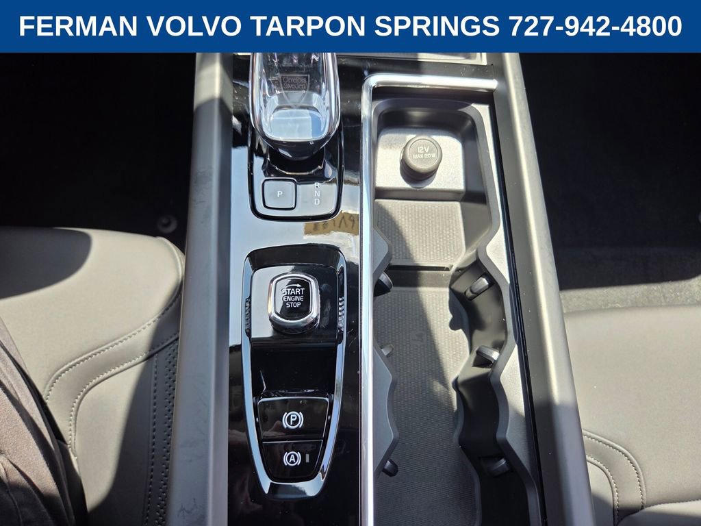 New 2026 Volvo XC60 B5 Plus w/ Protection Package Premier AWD/4WD image 28