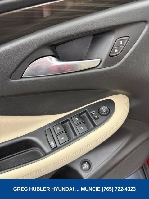 Used 2020 Buick Envision Preferred FWD image 44